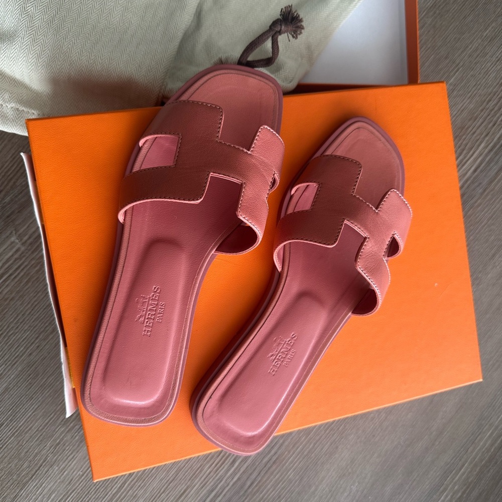 Hermes Rouge Blush Oran Sandals